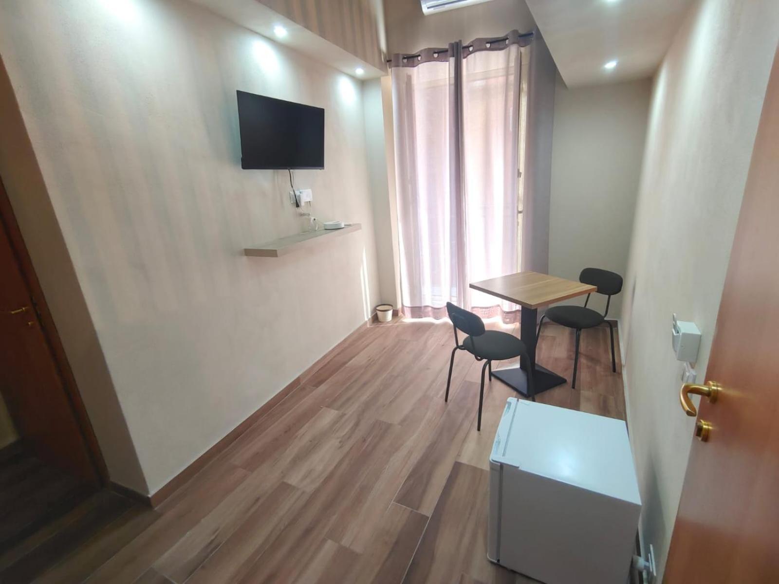 Atypical Apartment *