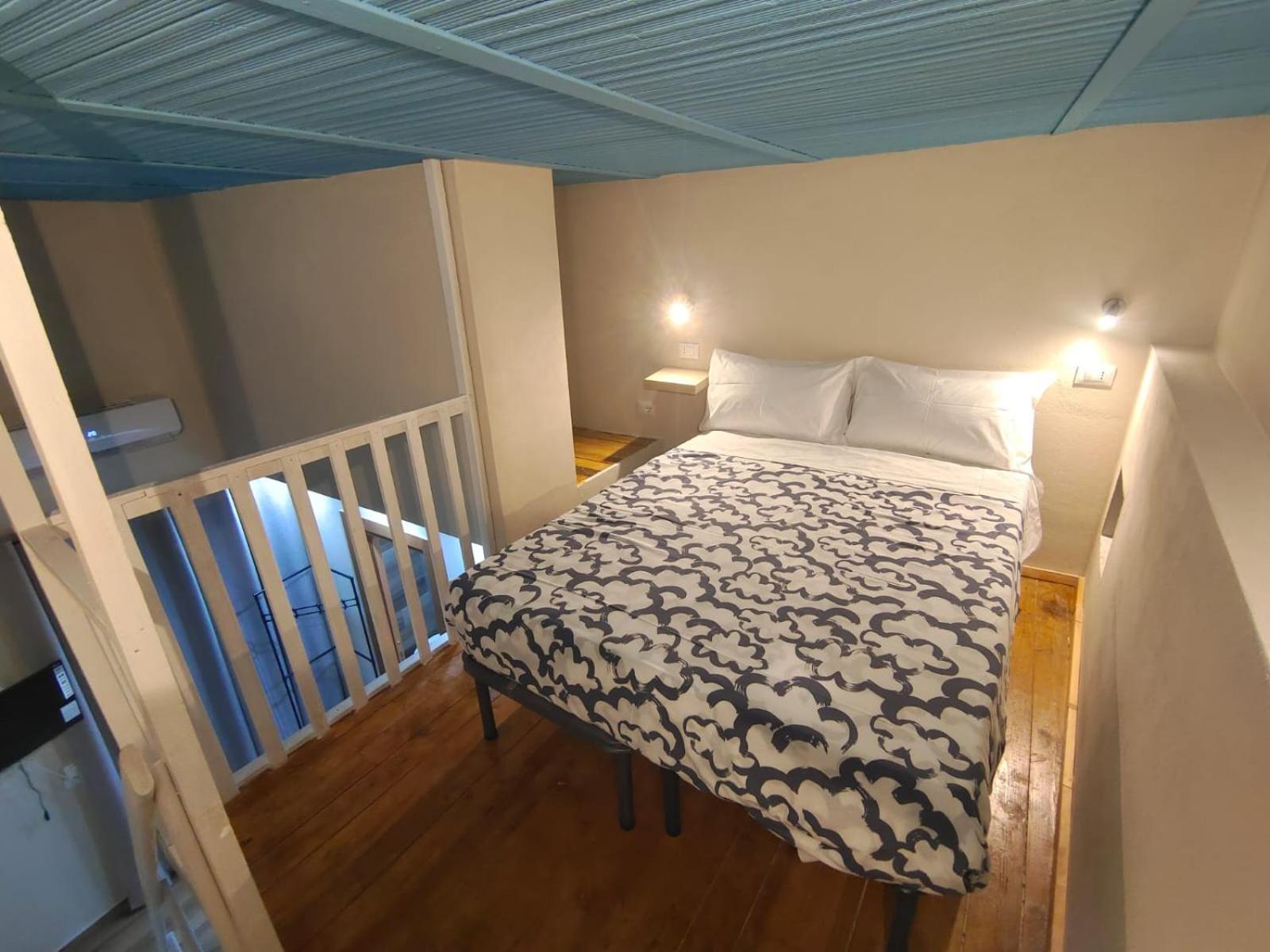 Atypical Apartment *