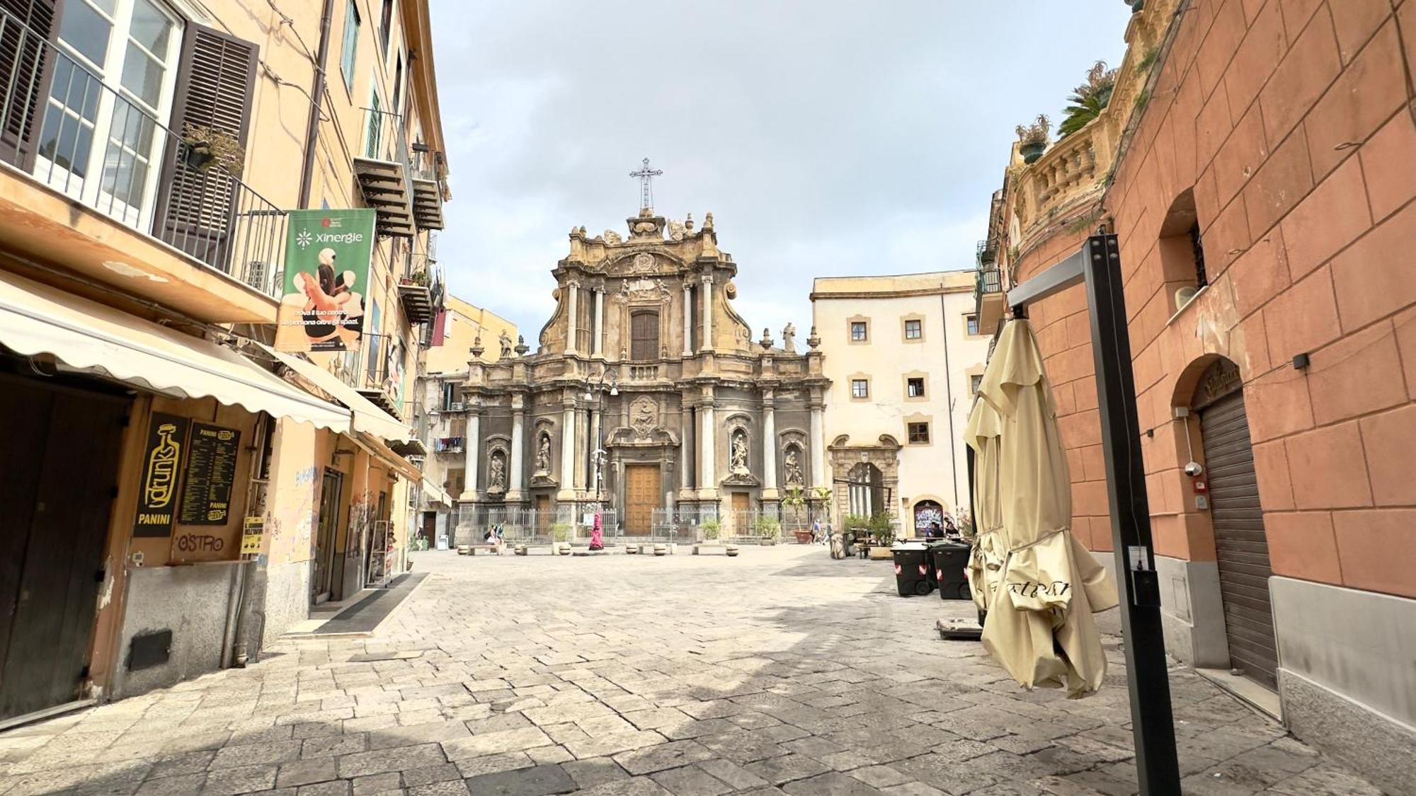 Centro Storico Sant'anna Apartment