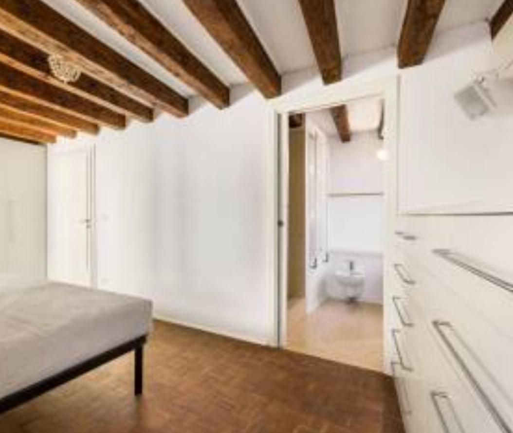 O4M Lgbtq Guesthouse Suite Palermo Adult Only * Palermo