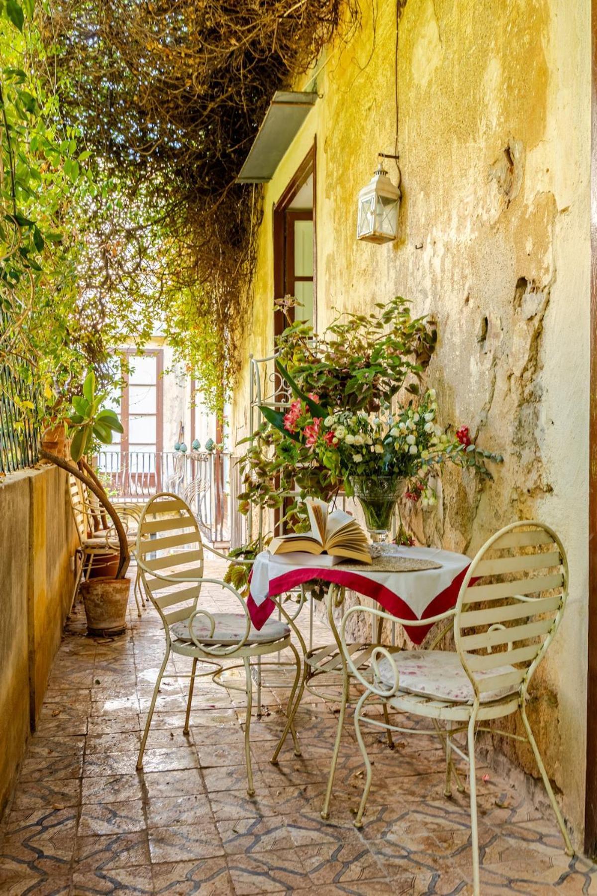 Principe Di Castelnuovo Historical Acomodação com café da manhã  *