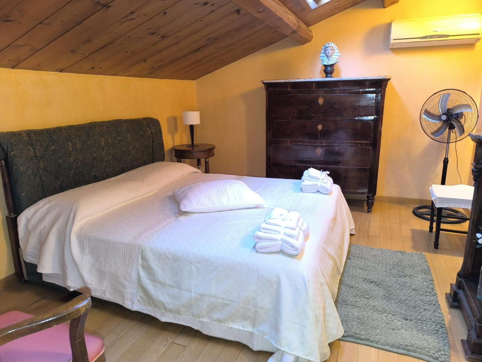 Frühstückspension O4M Lgbtq Guesthouse Suite Palermo Adult Only
