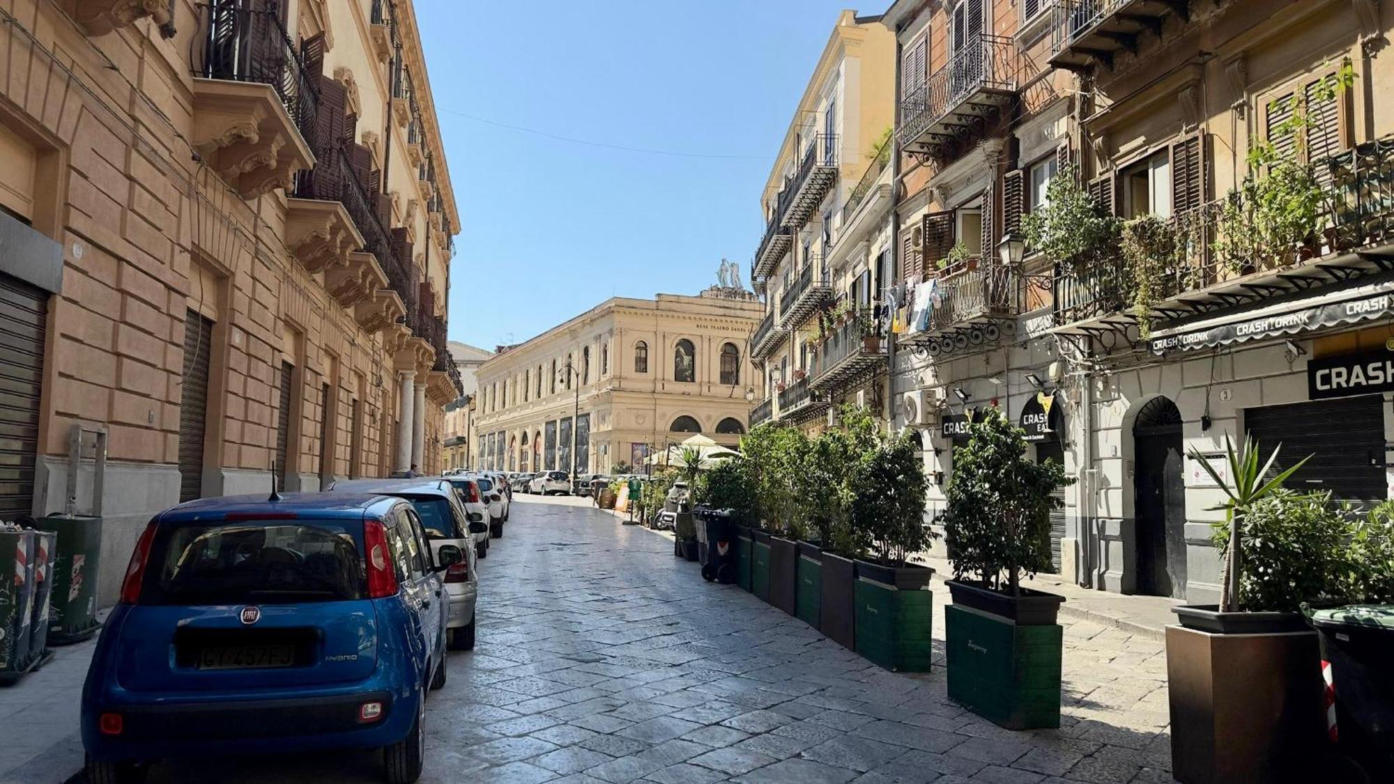 Centro Storico Sant'anna Apartment Palermo
