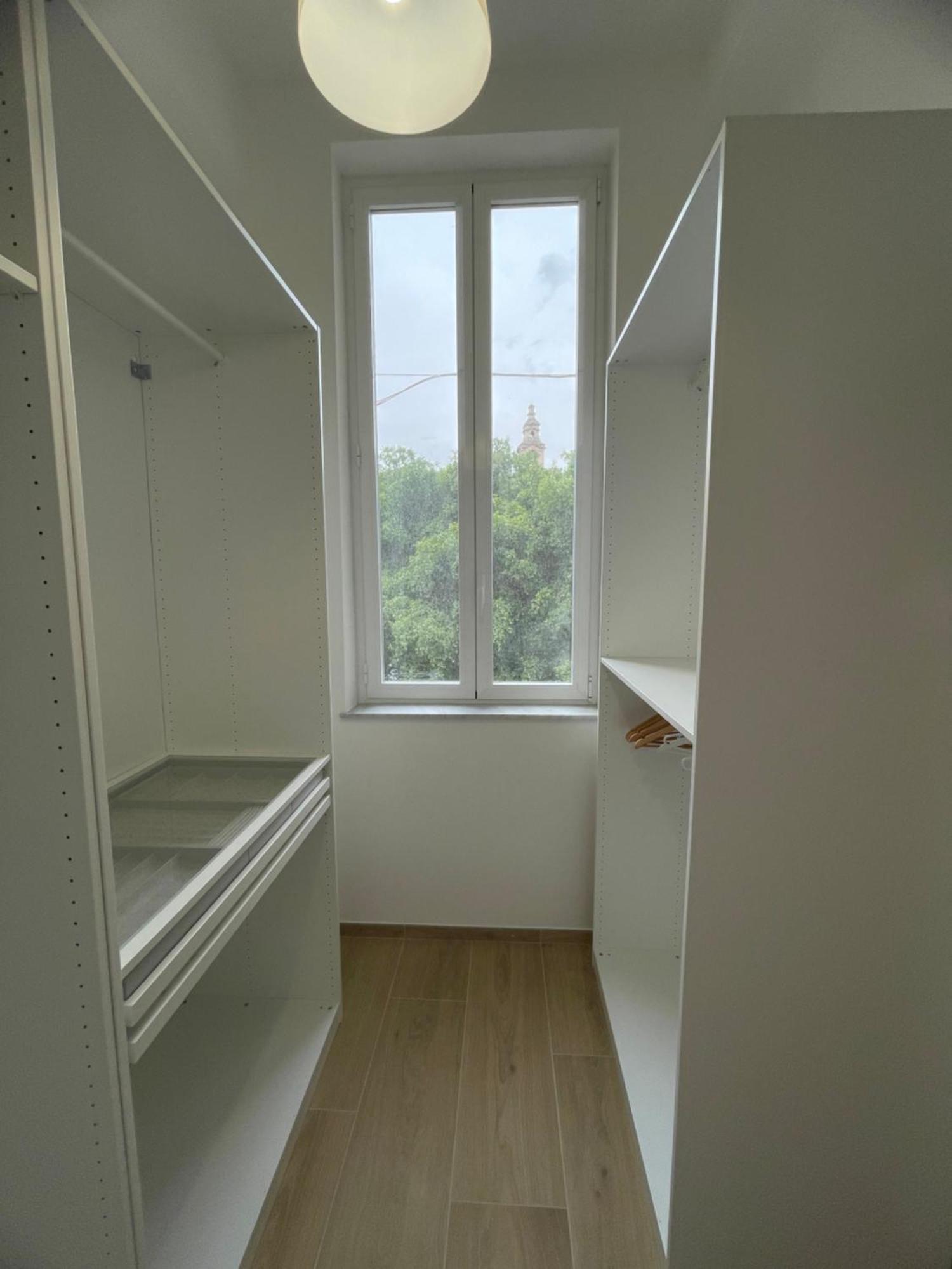 Iazzu Apartment