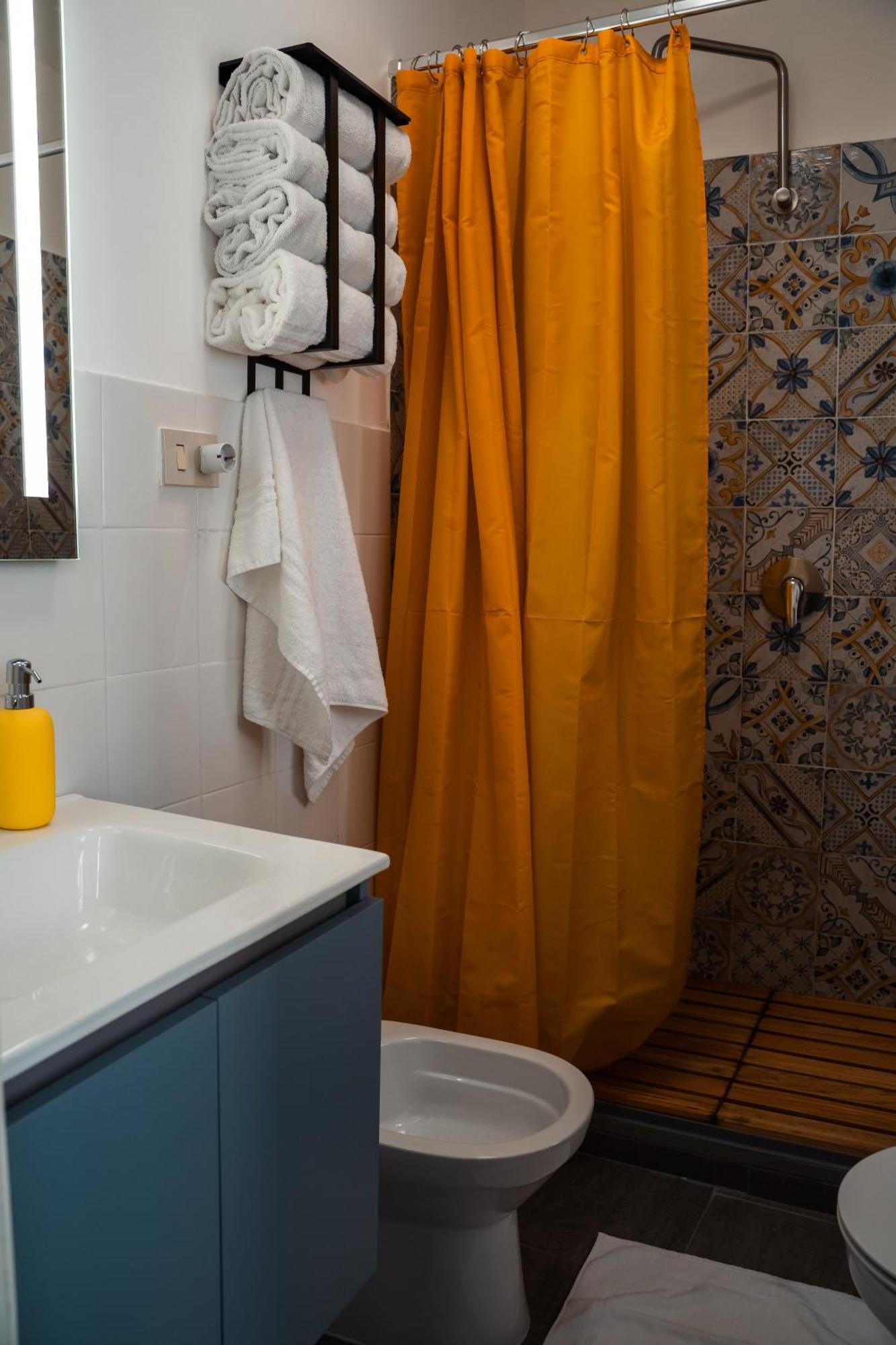 Vittorio Emanuele - Location6 Apartment *