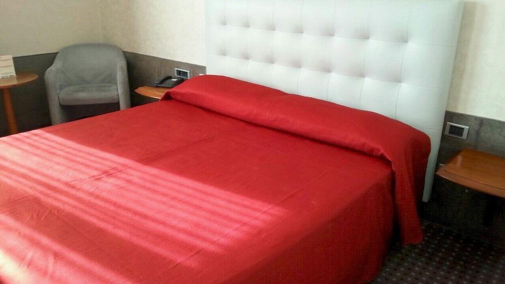 Hotel Cit Dea 4*
