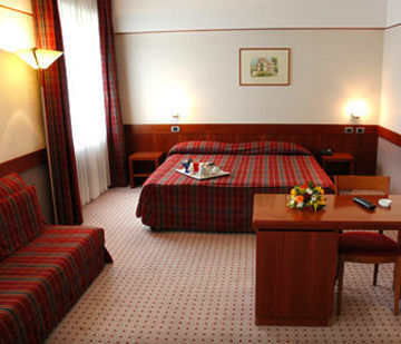 Hotel Cit Dea 4*