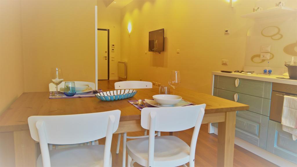 Sacra Famiglia Ausonia Apartment *