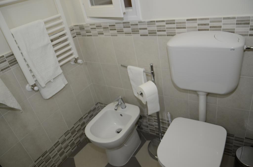 Archimede Casa Vacanze Six Holiday home Palermo
