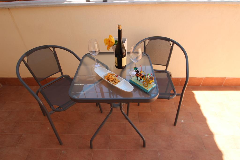 Housemilia Casaprofessa