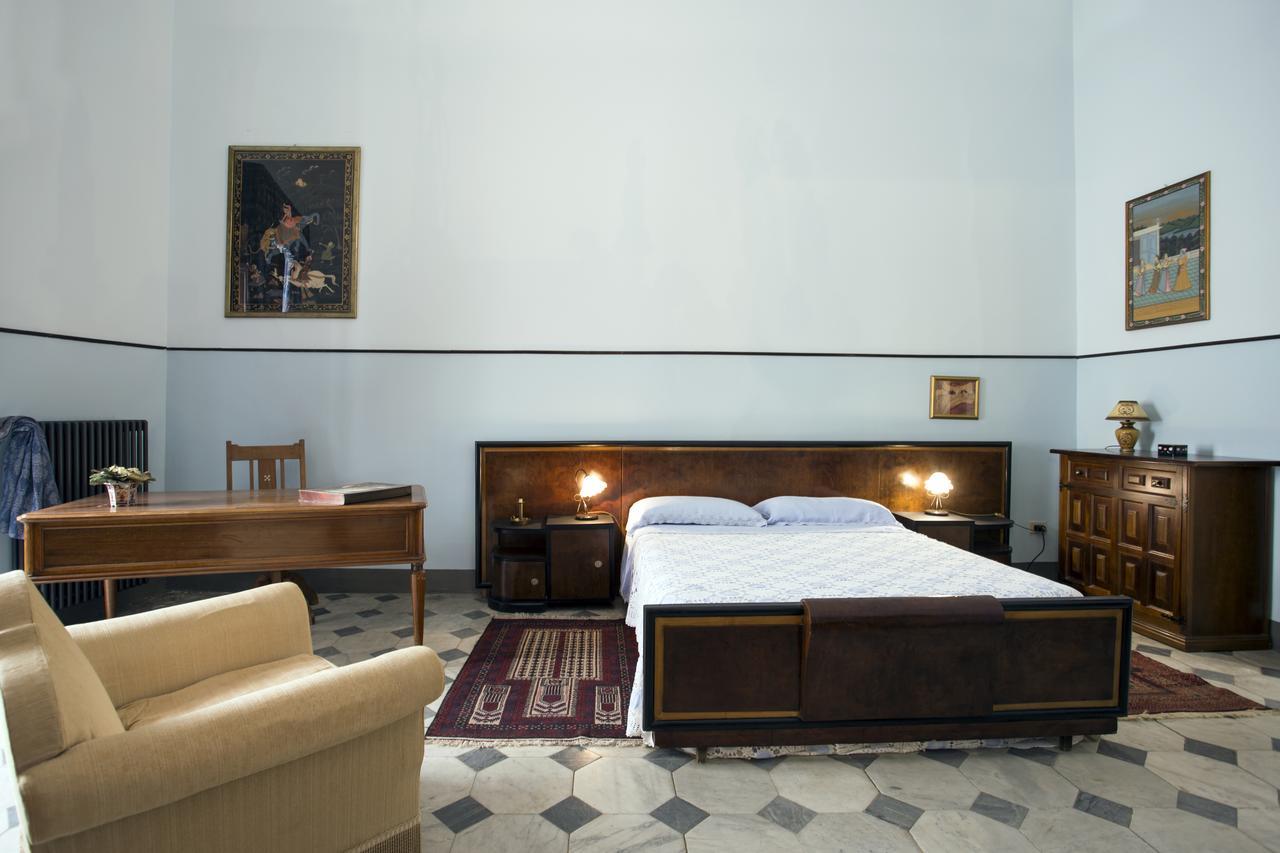 Casa Di Charme A Palazzo La Lumia Apartamento *