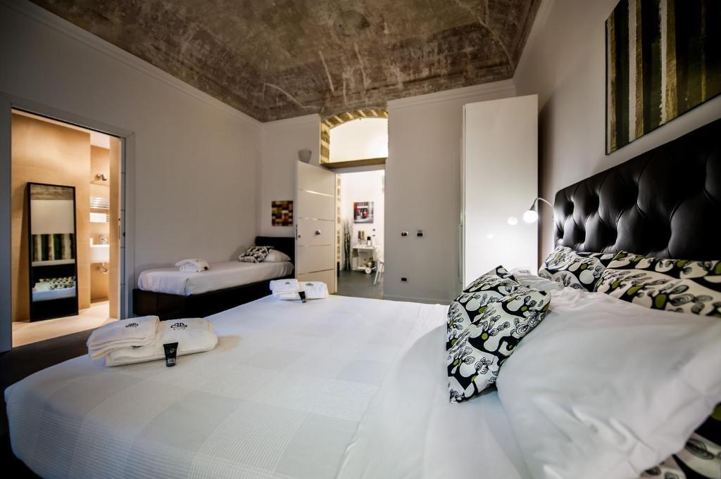 Bed & Breakfast White