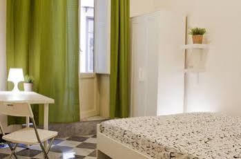 Mamamia #teatro Biondo Guest house 3*