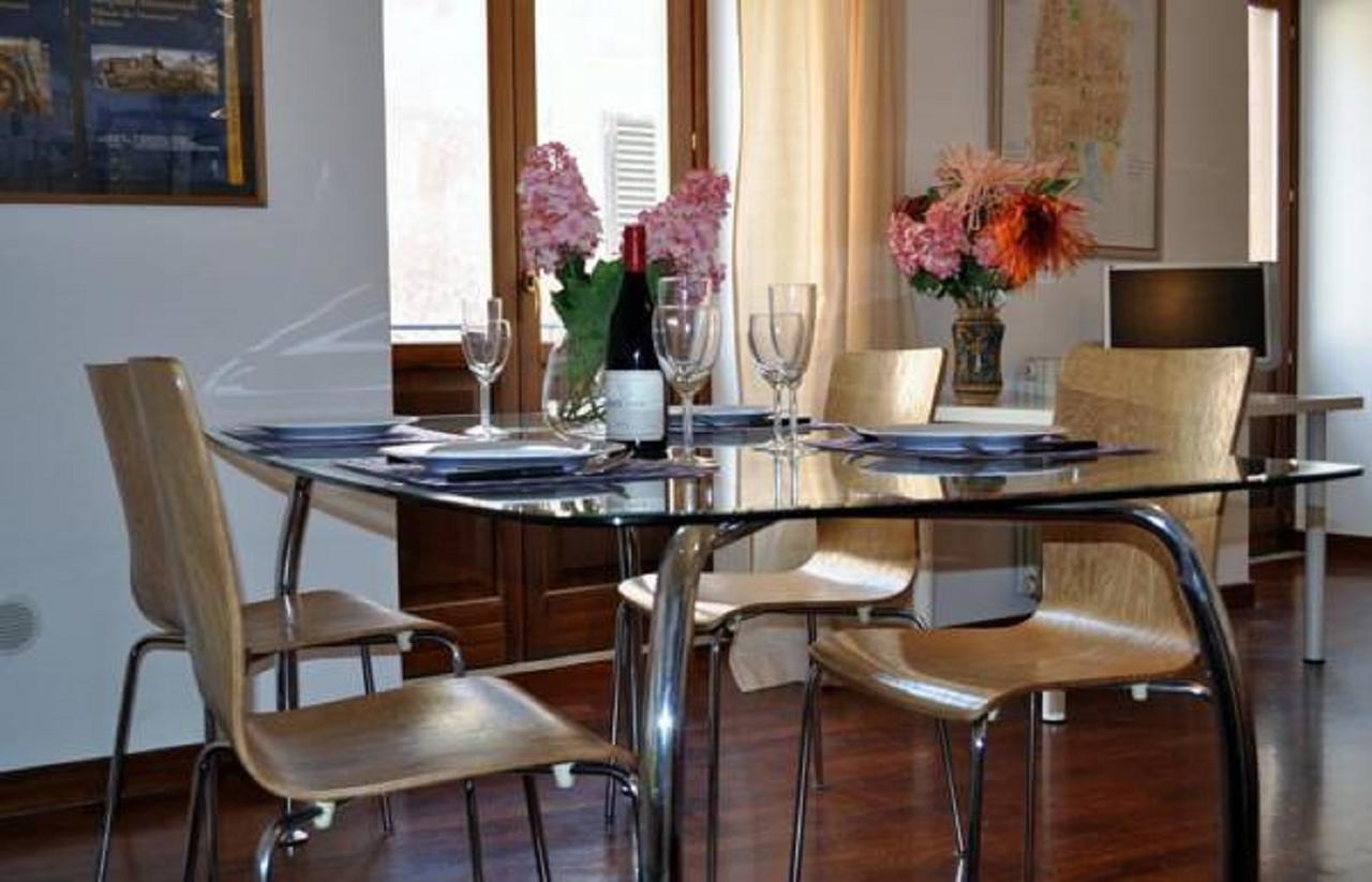 Apartamento Bed & Parking
