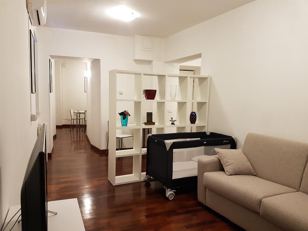 Bed & Parking * Palermo