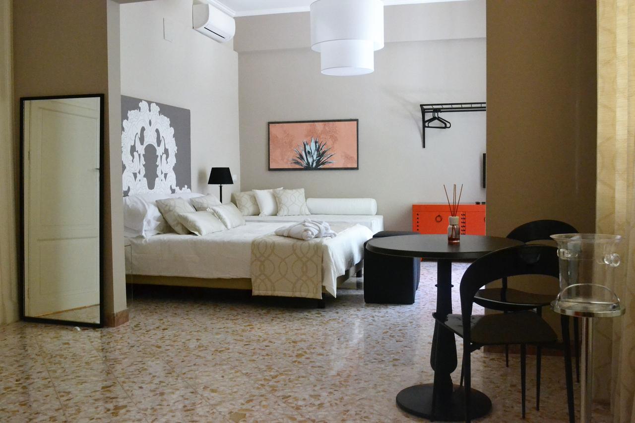 Acomodação com café da manhã  In Palermo