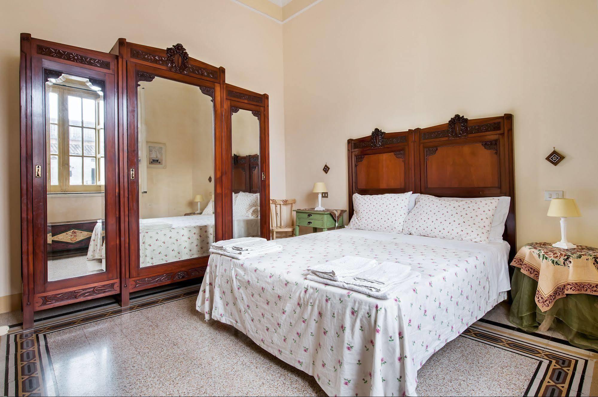 Frühstückspension La Casa Di Zoe - Locazioni Turistiche Palermo