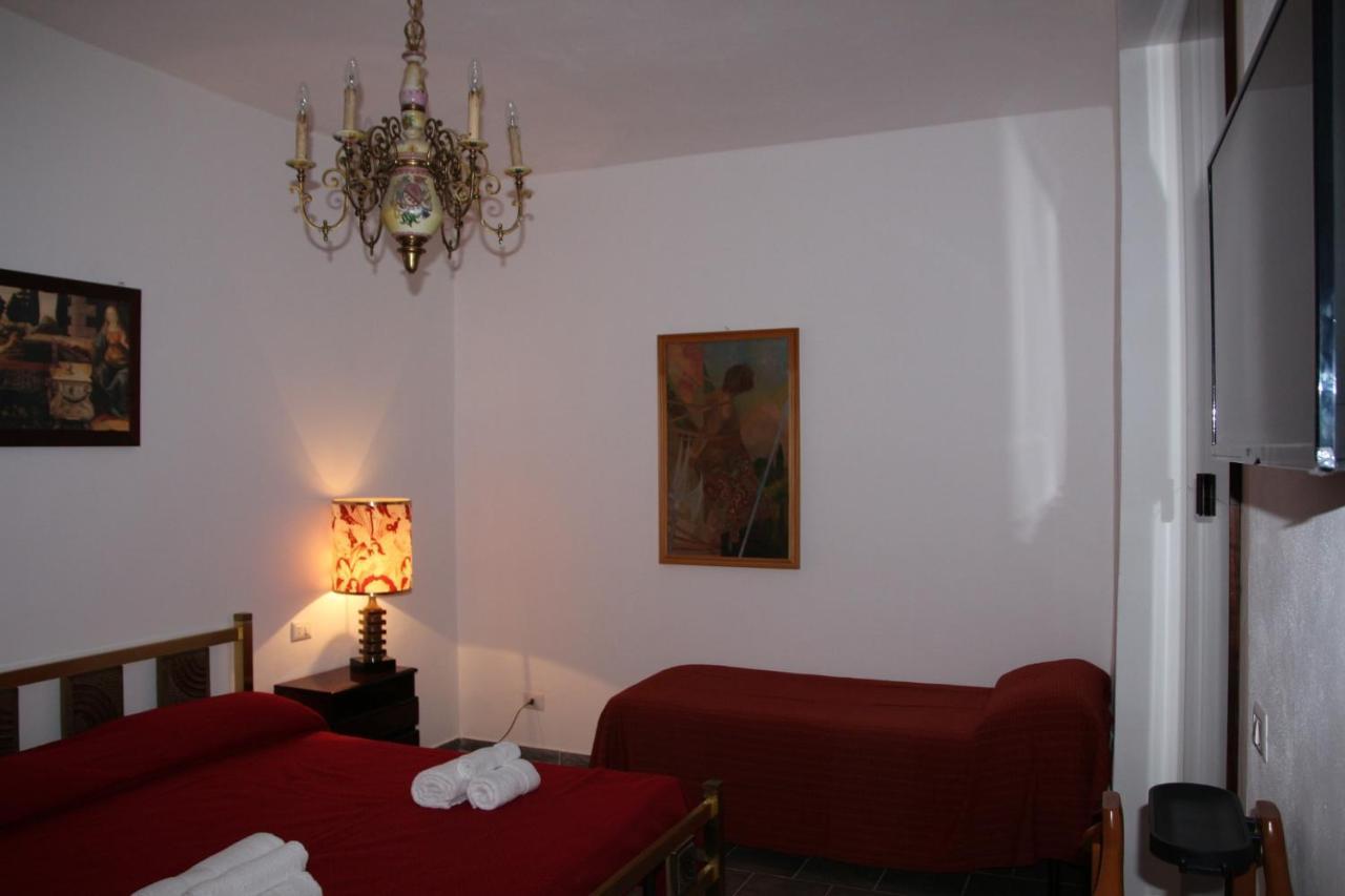 Sunflower Garden Bed & Breakfast *