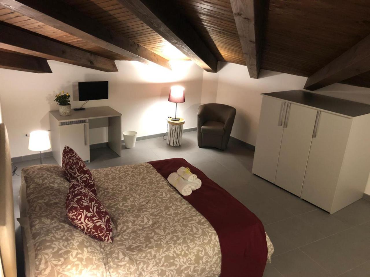 Ohana Bed & Breakfast 2*