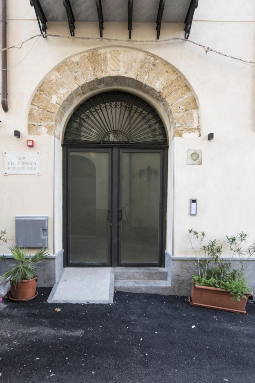 Palazzo Conte Federico * Palermo