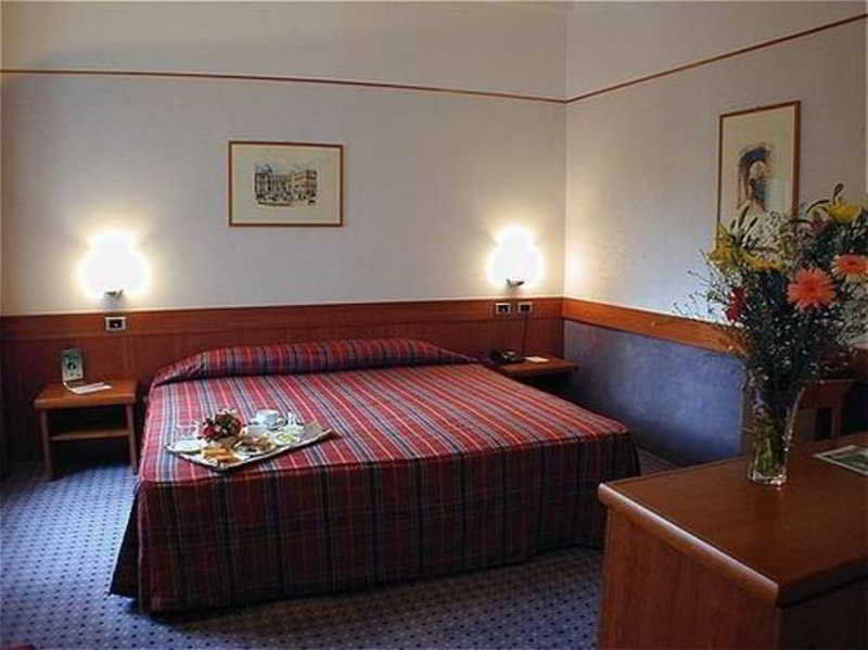 Cit Dea Hotel