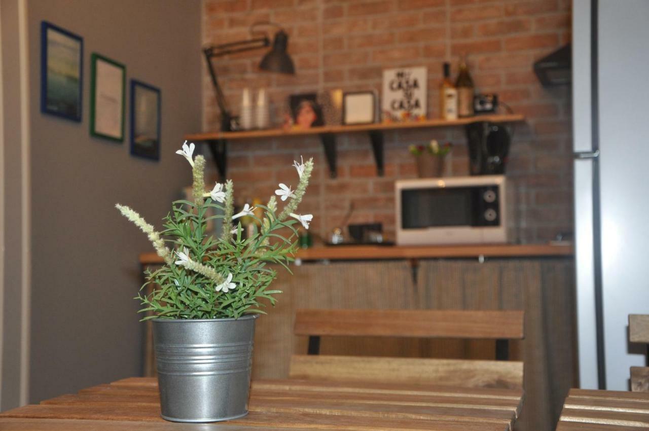 Acomodação com café da manhã  Jennys Place Palermo