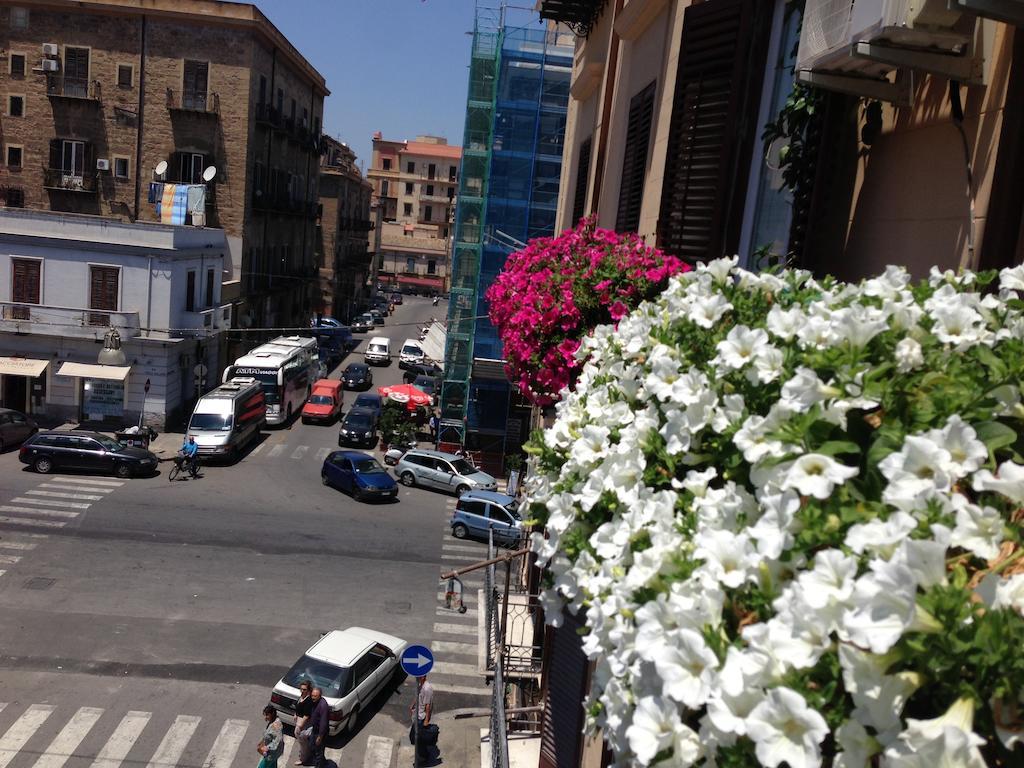 White 3* Palermo