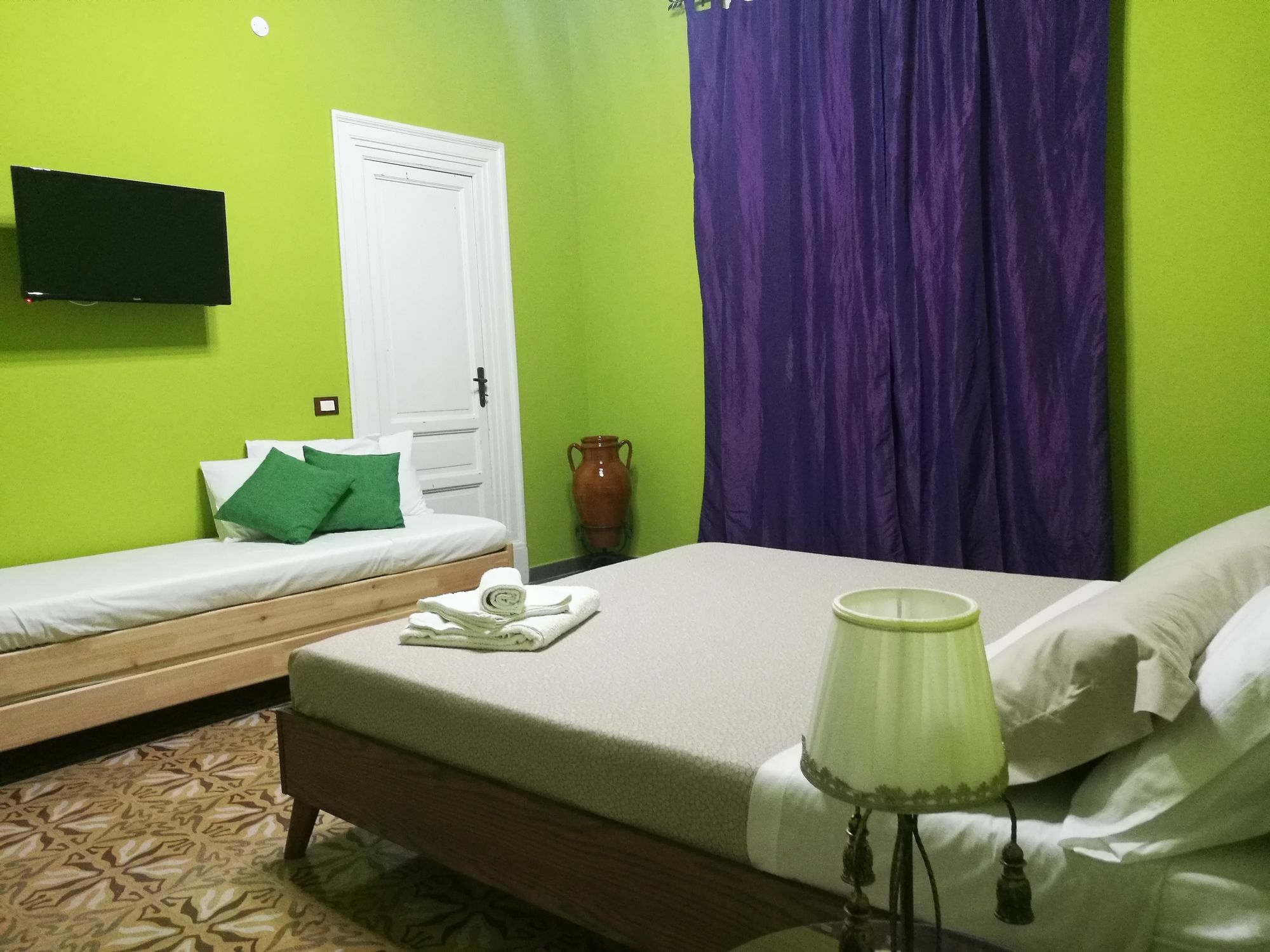 Volturno 106 Bed & Breakfast *