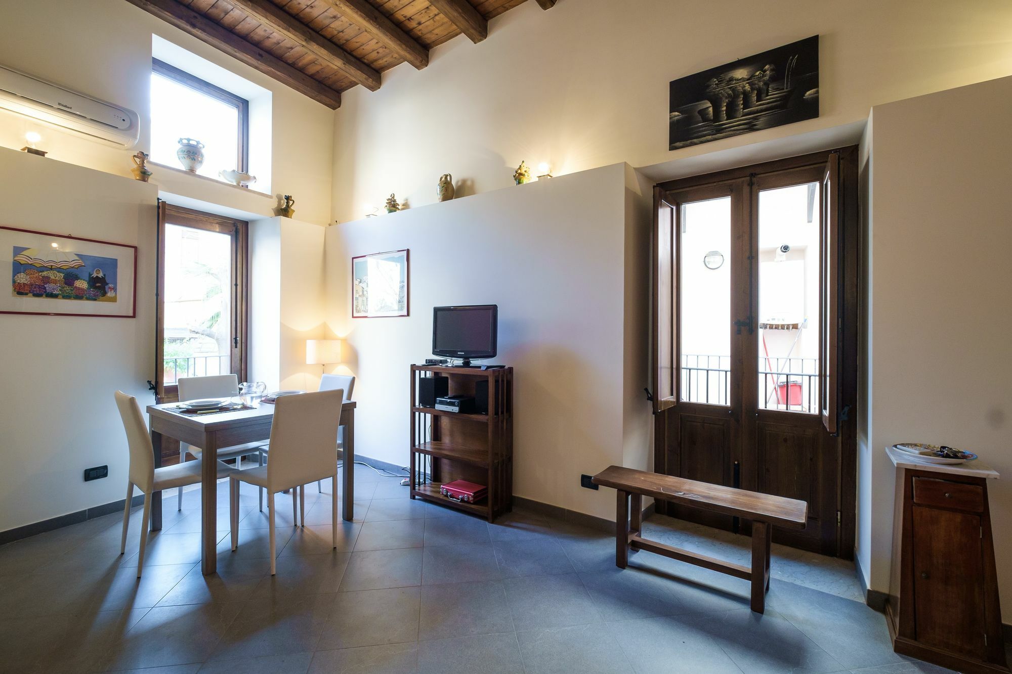 Apartment La Casetta Al Massimo By Domusicily Palermo