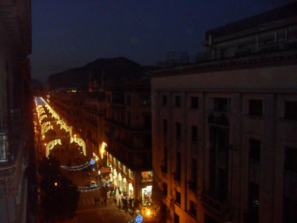 Ai Quattro Canti Di Citta, In Centro *