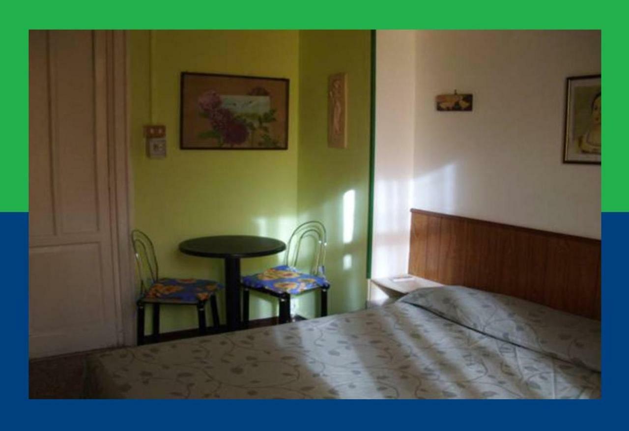 Privatunterkunft Santa Oliva *