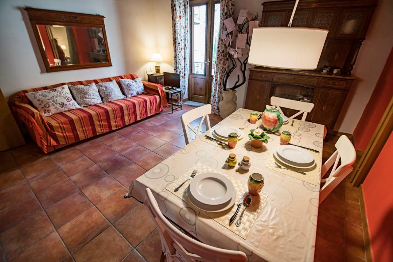Apartamento Casa Gesu' E Maria Al Palazzo Reale