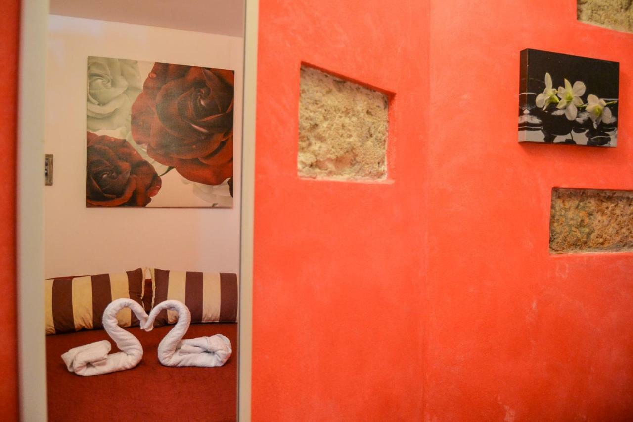 Santa Rosalia 33 - Centro Storico Apartamento