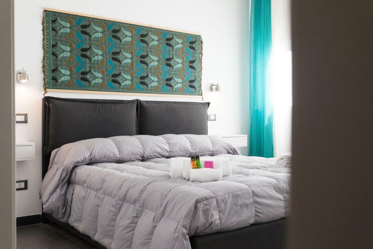Guest house My Way - - - Palazzo San Matteo