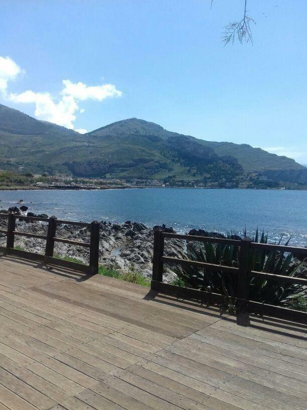 Casa Vacanza -lungomare Barcarello- Affitti Brevi