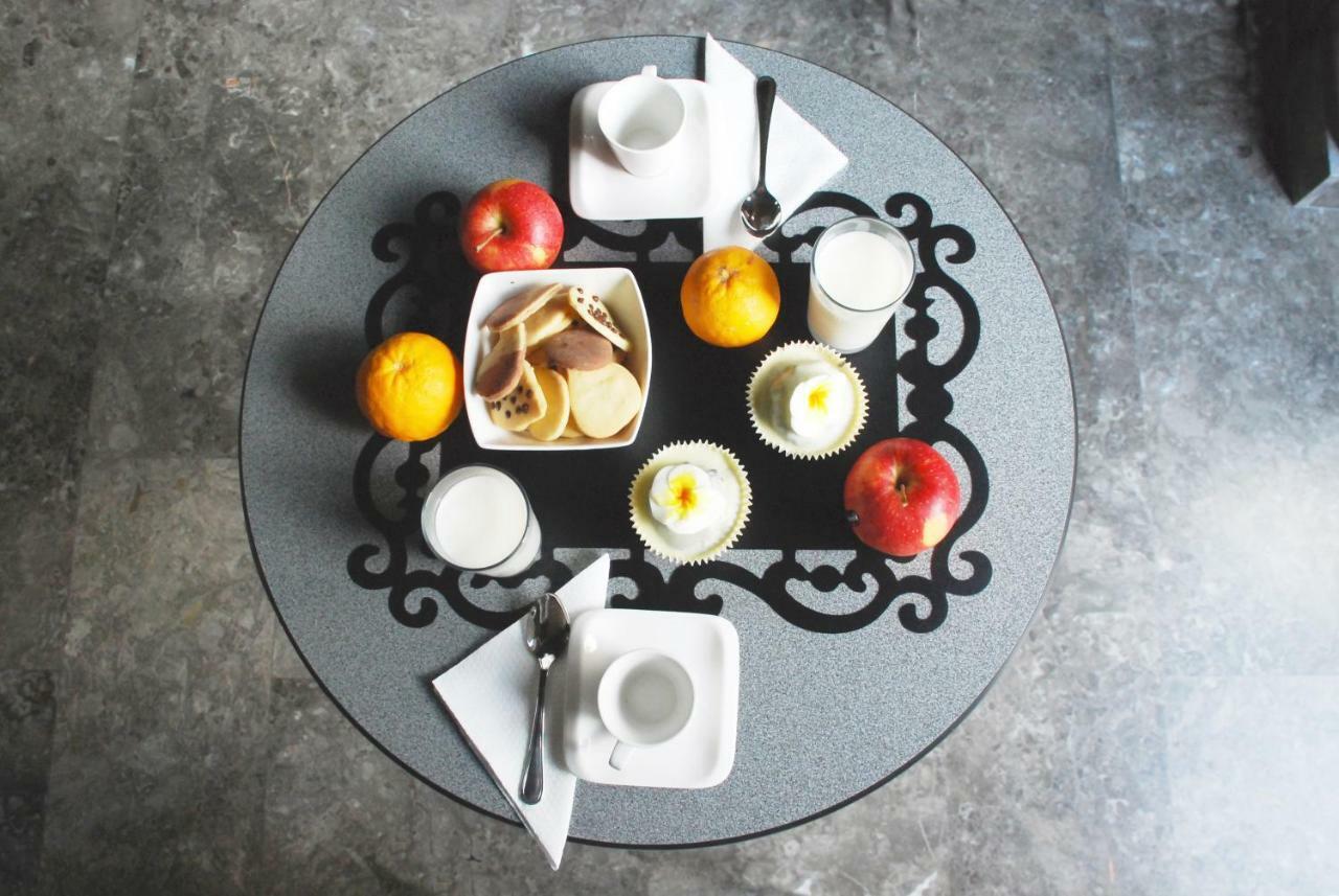Acomodação com café da manhã  Le Pomelie