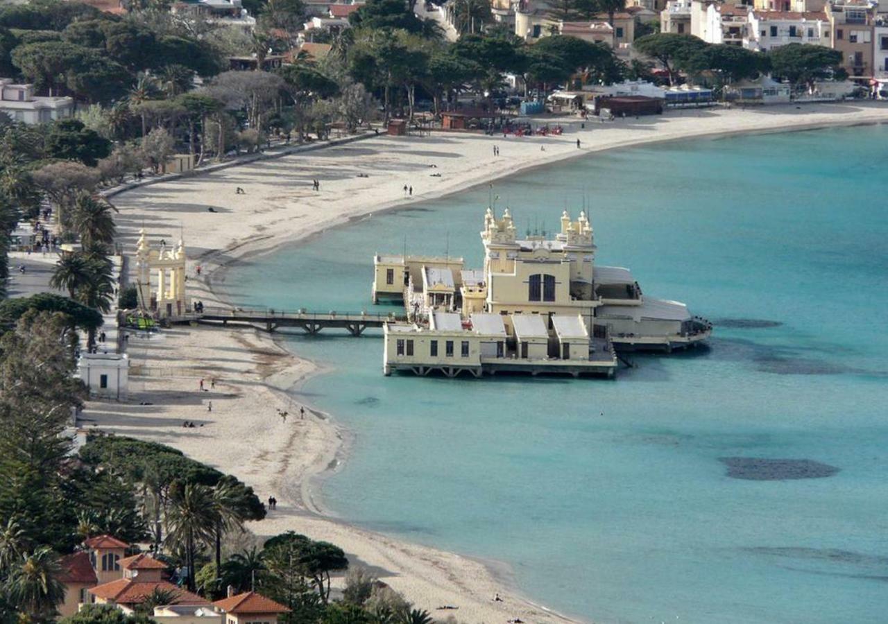 La Favorita - Ben Collegato Con L'aeroporto, La Di Mondello E Il Centro Citta Homestay *