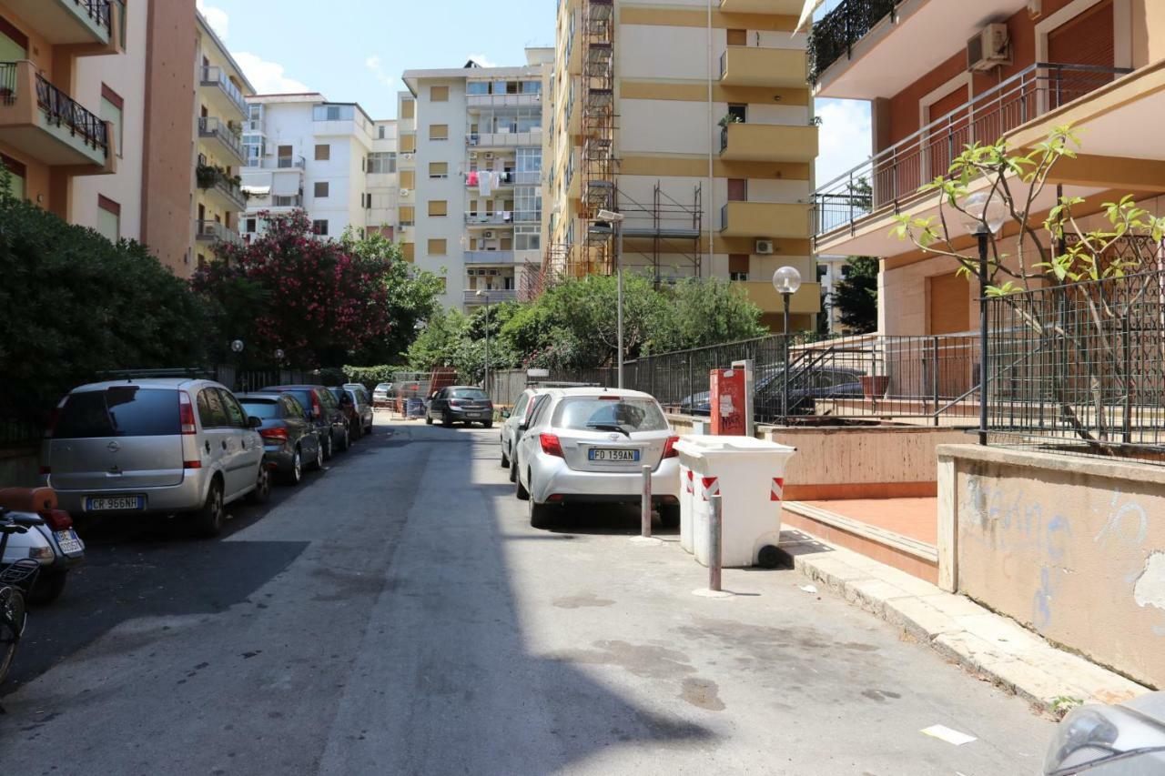 Homestay La Favorita - Ben Collegato Con L'aeroporto, La Di Mondello E Il Centro Citta *