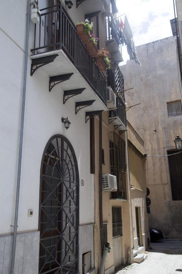 Zagarellai Kalsa Fast Wi-fi Apartment