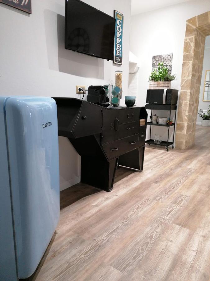 Mastrangelo & Apartment *