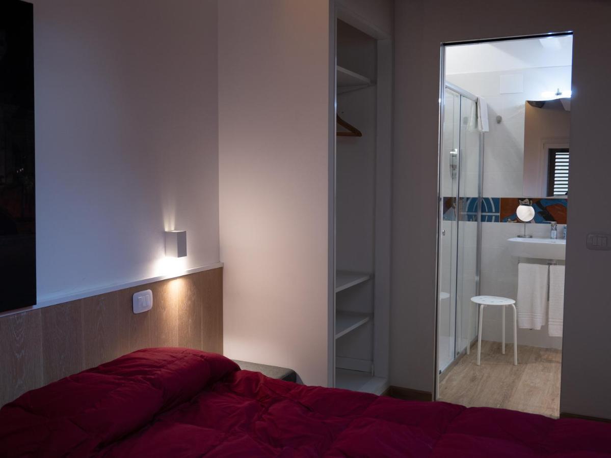 San Francesco And With Terrace In Locazione Turistica Bed & Breakfast