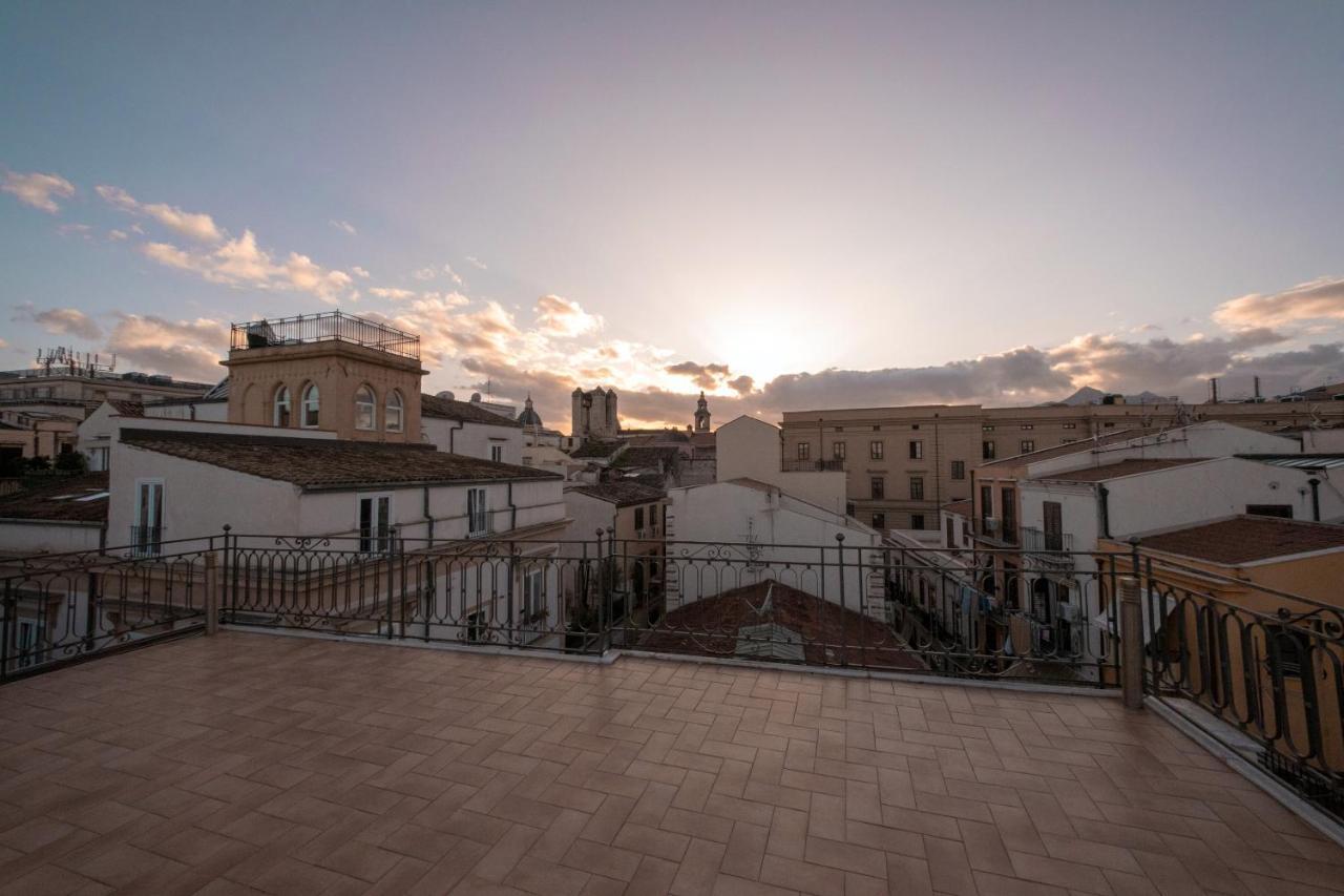 Sunny Loft With Terrace And Jacuzzi In The Centre