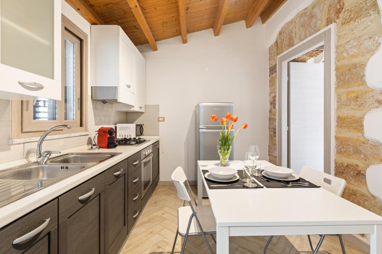 Apartment I Love Holiday House *