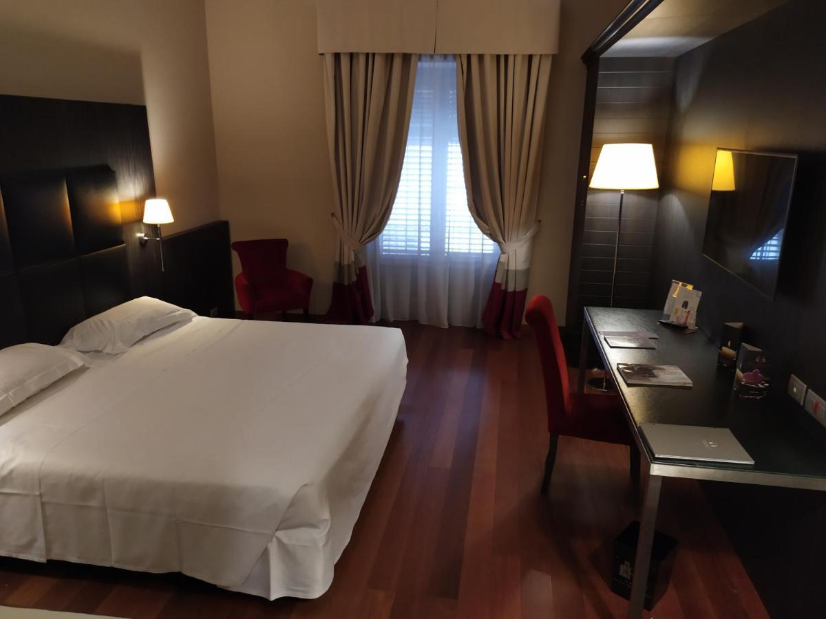 Hotel Porta Felice &