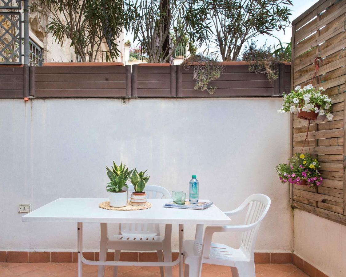 Apartamento In Palazzo Vatticani Palermo