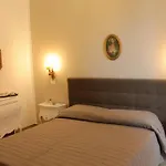 A Casa Di Enza B&B