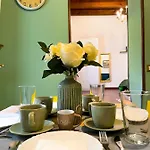 Charming House In The Historic Center Of Palermo