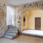 Charming House In The Historic Center Of Palermo