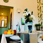 Baddar\'Home . . . Experience Of Real Palermo