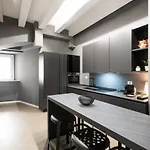 Carlo Suite Apartments Con Vasca Idromassaggio